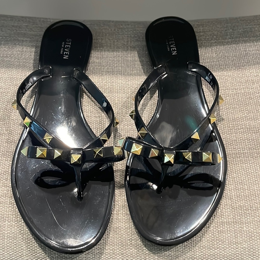 Steven jelly black sandals with gold studs